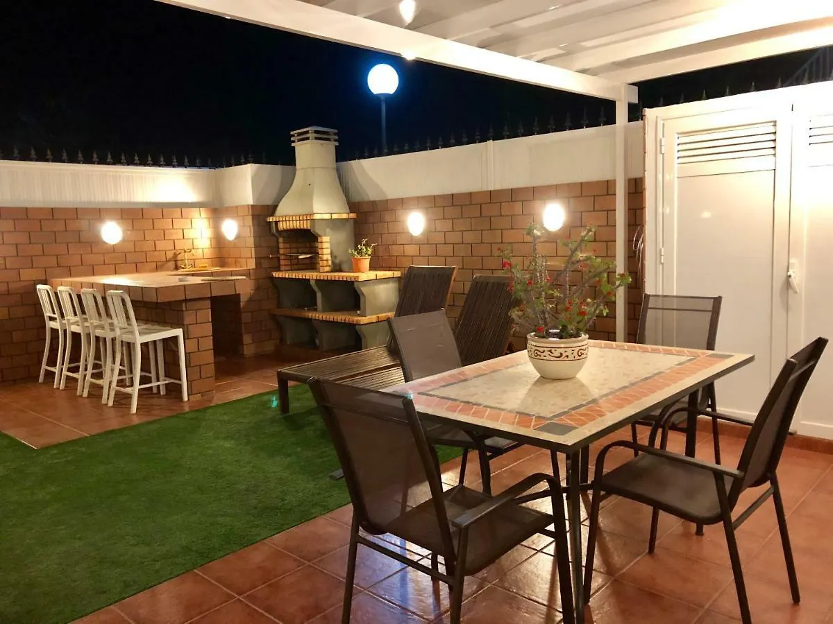 Сasa de vacaciones Casa Miro, Private Terrace, Bbq, Wifi And Air-Con Villa Playa Blanca  España